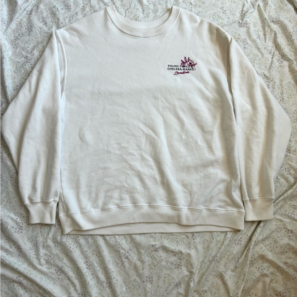 Hollister white crewneck